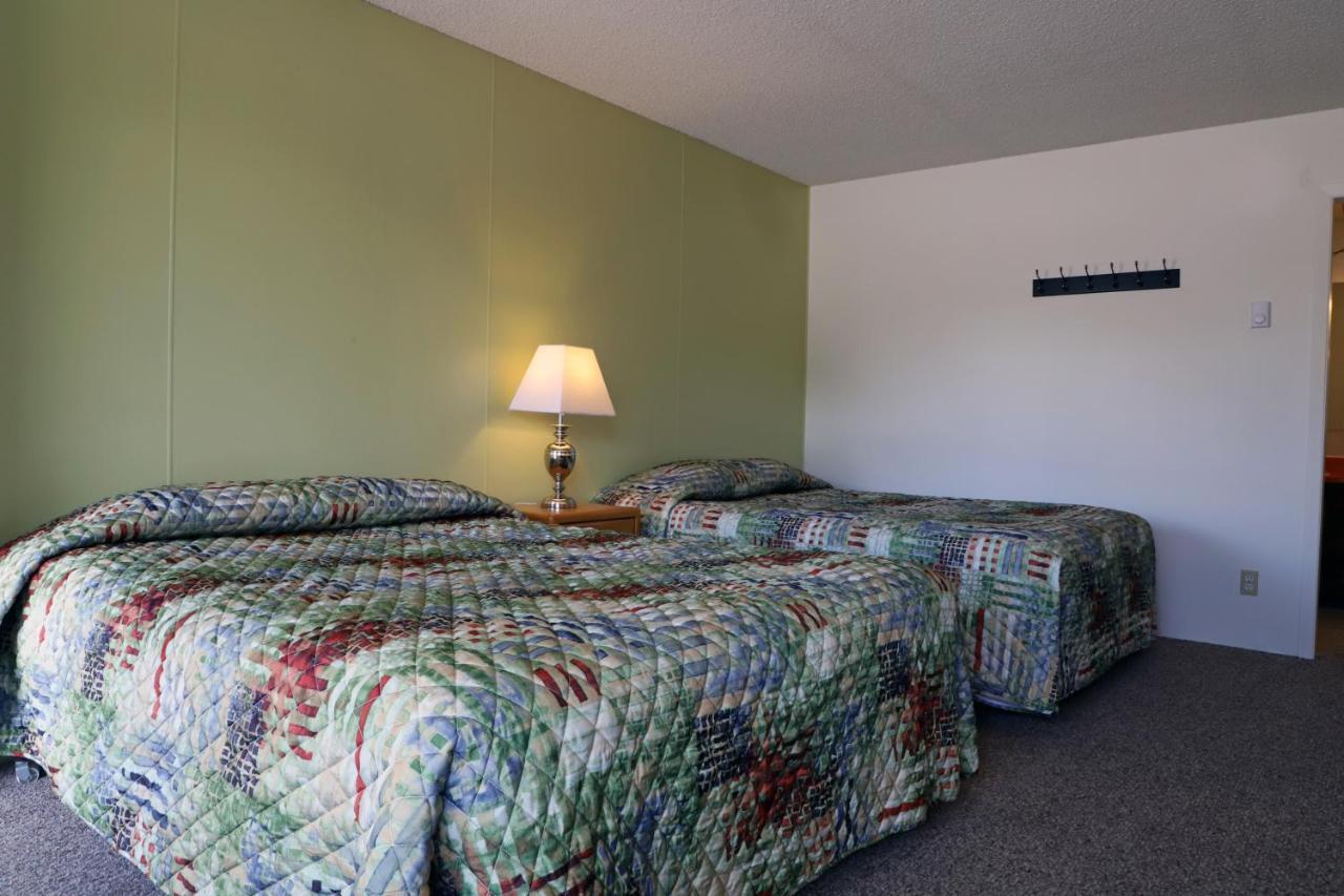 Big Sky Motel Roundup Екстериор снимка
