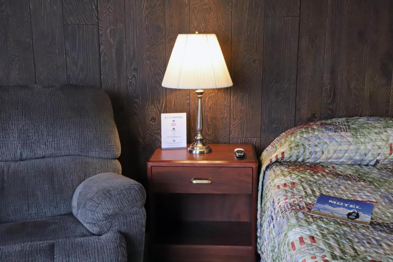 Big Sky Motel Roundup Екстериор снимка